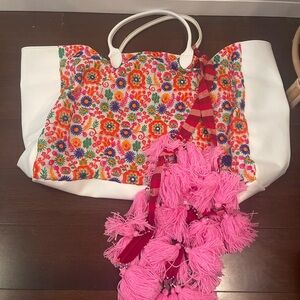 momo large Floral Embroidered White Tote Bag with Pink and red tassels
